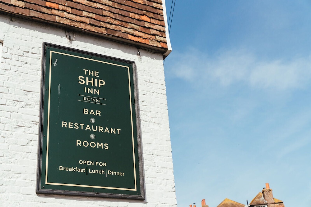 The Ship Inn 8/50