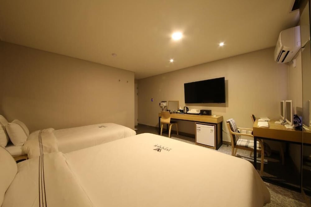 Winner Hotel 13/29