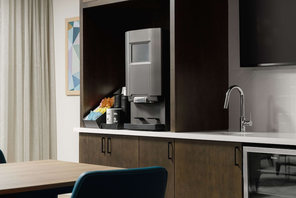 WaterWalk Extended Stay by Wyndham Phoenix - N. Happy Valley 29/41