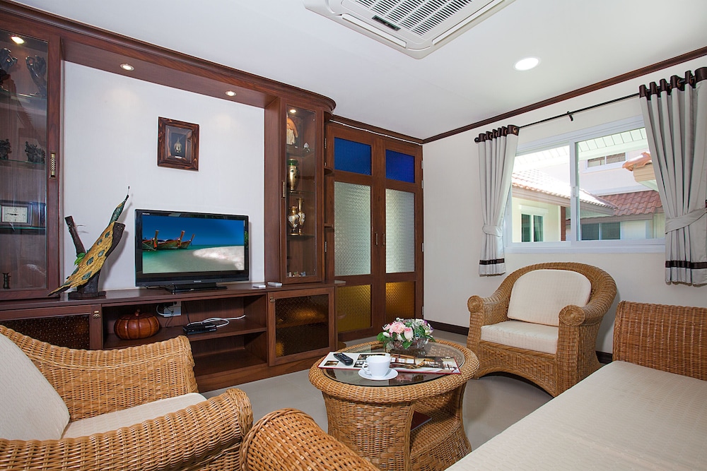 Baan Thai Lanna Pattaya 53/76