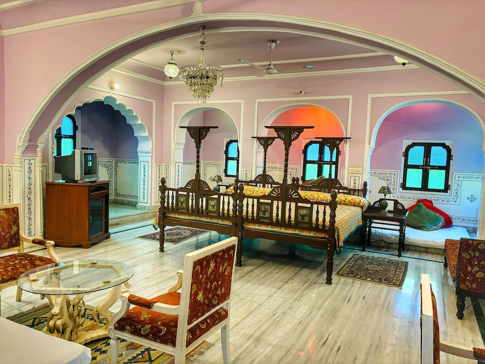 Hotel Saba Haveli 27/50