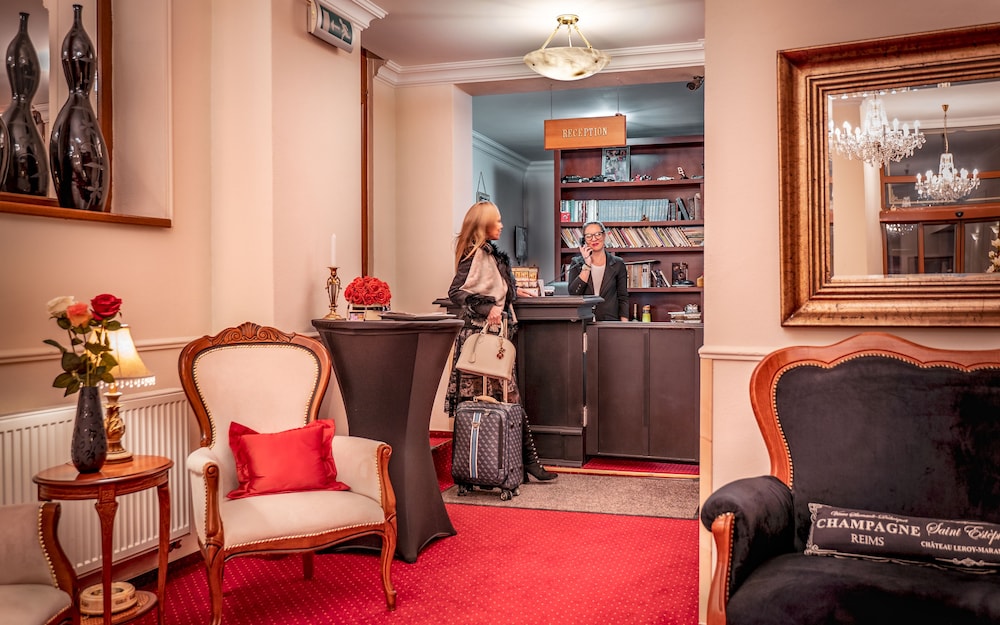 BEST WESTERN HOTEL CAPITAL 32/50
