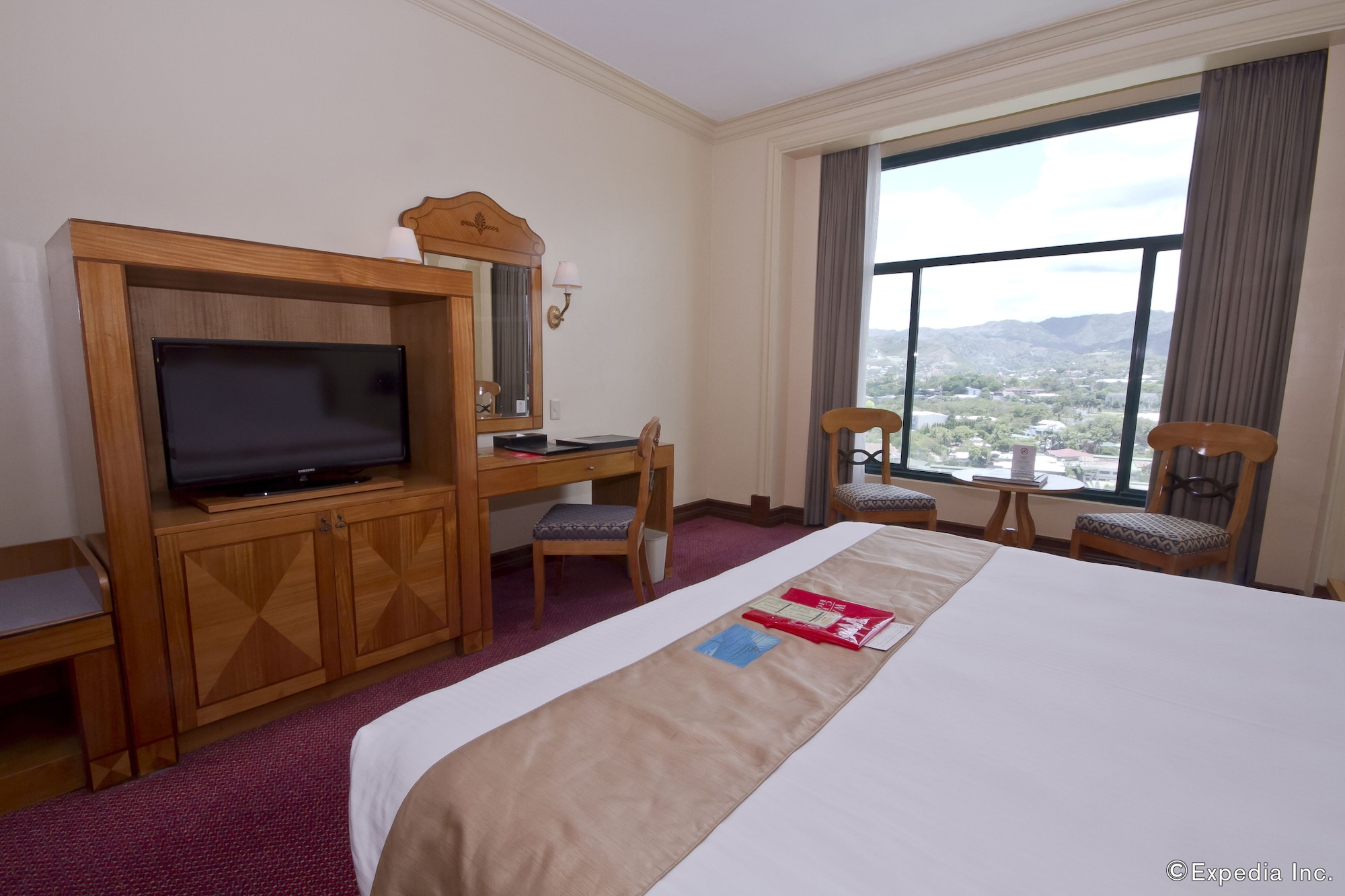 Ambassador, Twin Beds، Waterfront Cebu City Hotel and Casino 3/10