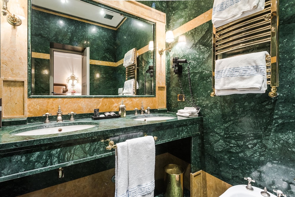 Mdm Luxury Rooms Guest House 25/50