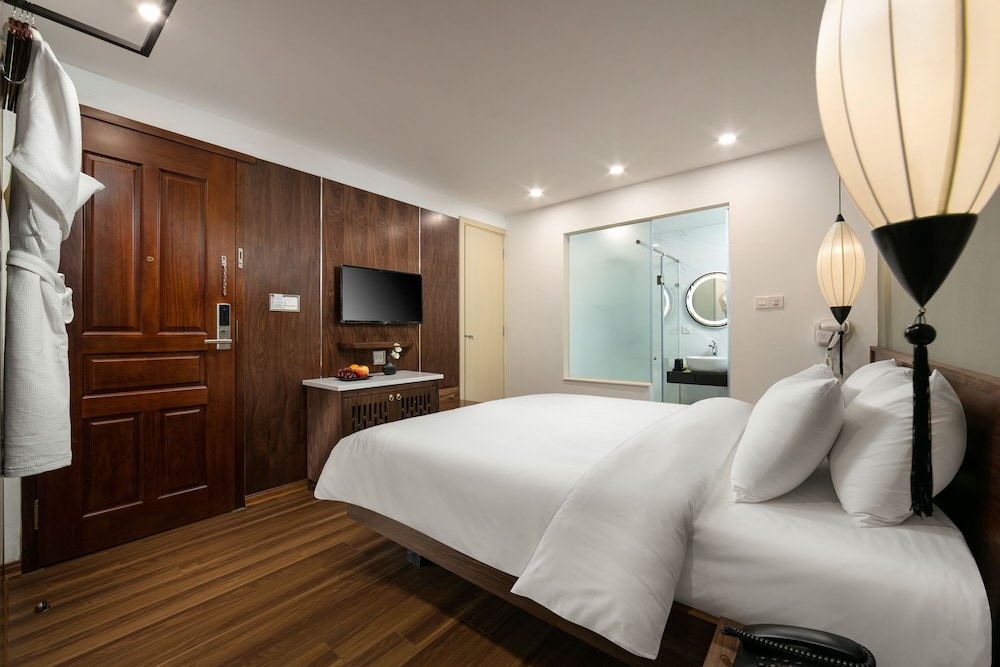Hanoi Exclusive Hotel 7/33