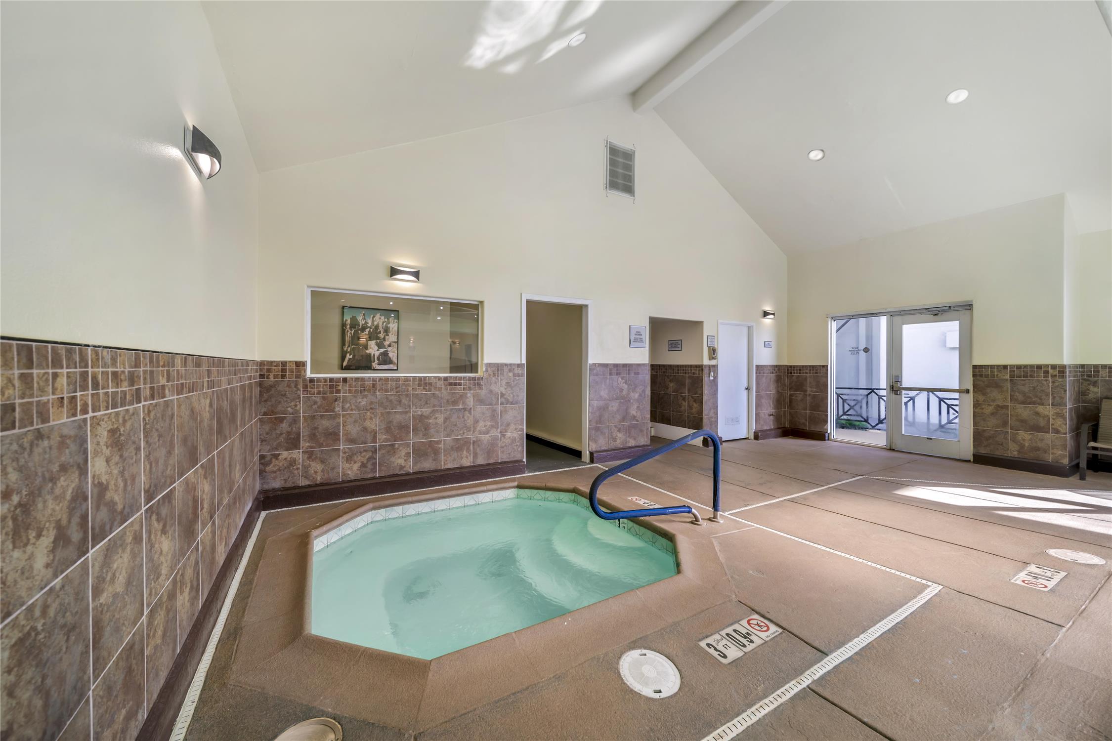 Best Western Plus Northwoods Inn 46/80