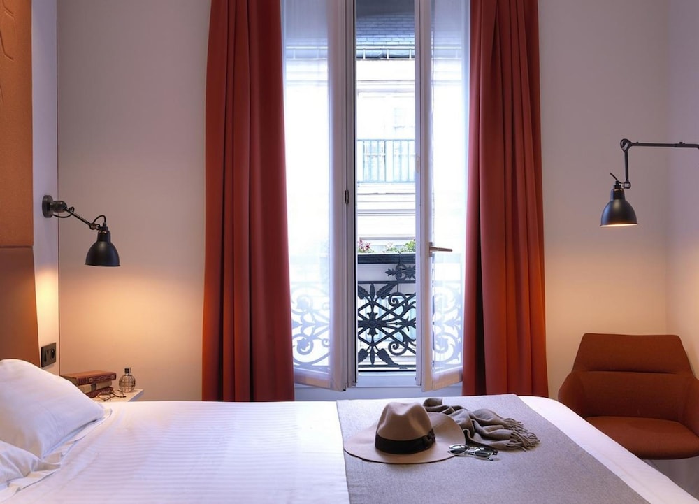 VENDOME SAINT GERMAIN 16/50