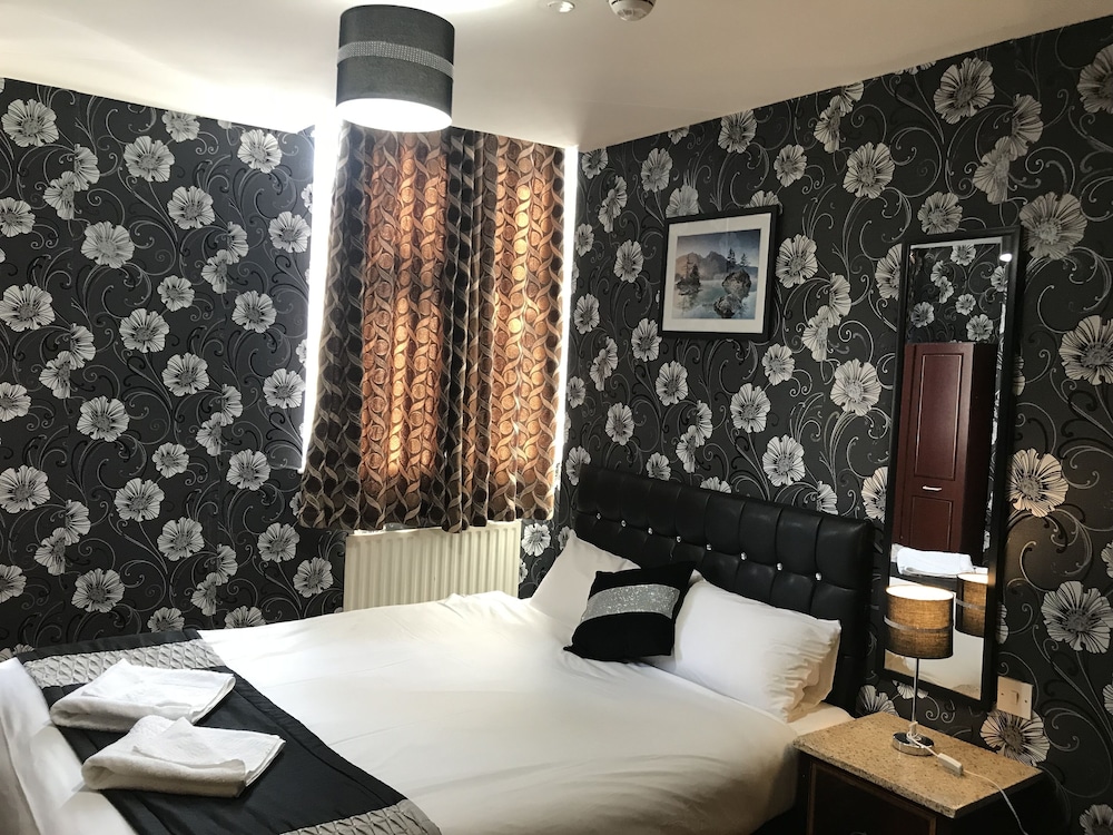 Pacific Inn London Heathrow (ex. Essex Inn Hotel) 19/34