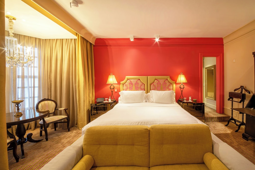 Suite, King Bed