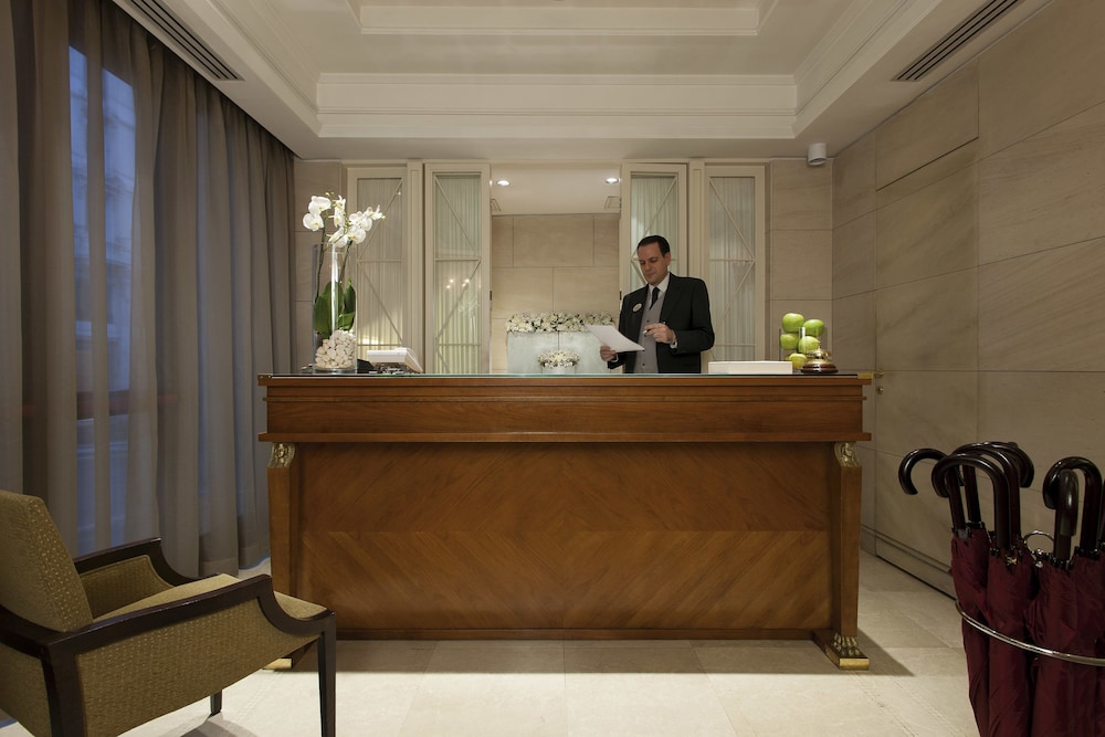 Stendhal Hotel 5/34