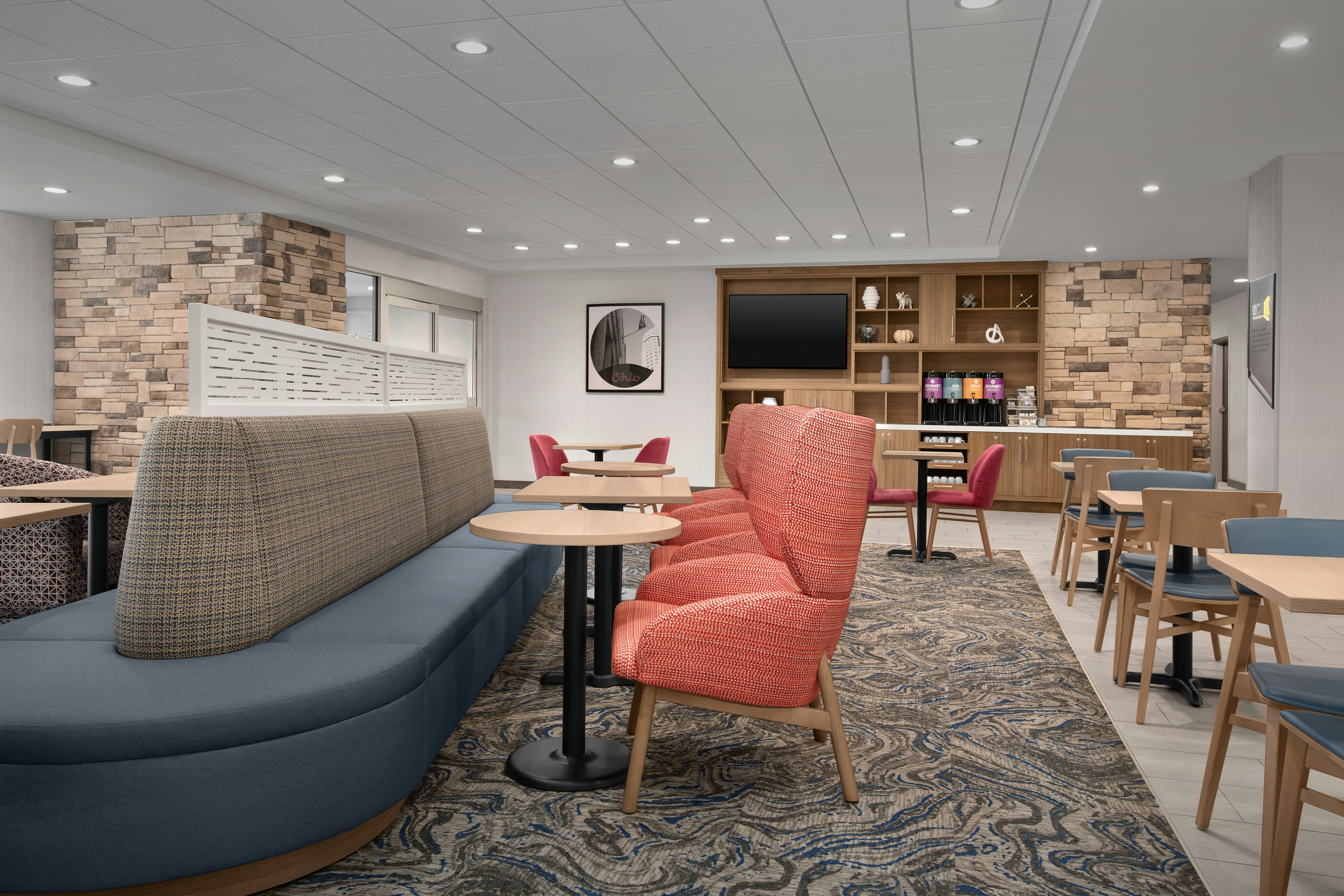 Home2 Suites by Hilton Columbus Easton 22/23