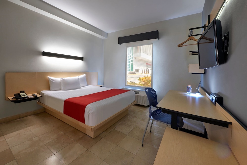 غرفة بسرير كوين، City Express by Marriott Cancun 10/10