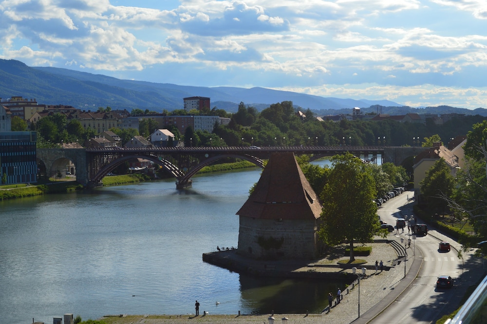 HOTEL CITY MARIBOR 59/63