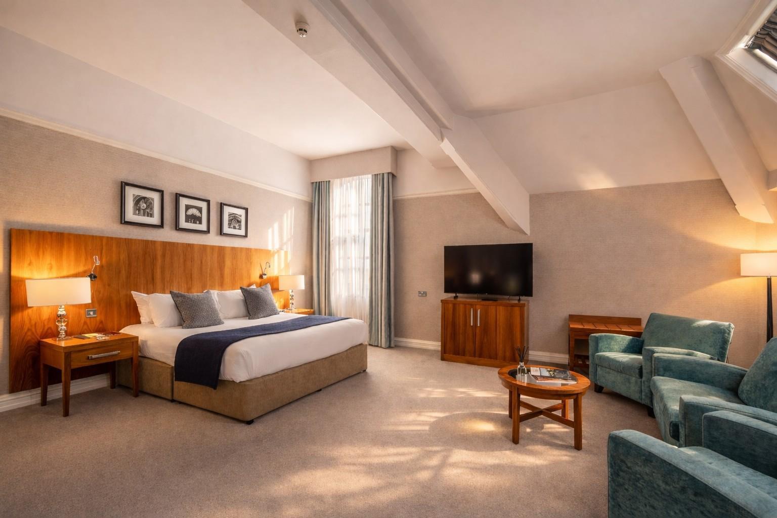 Heritage, Suite، The Grand York 2/6