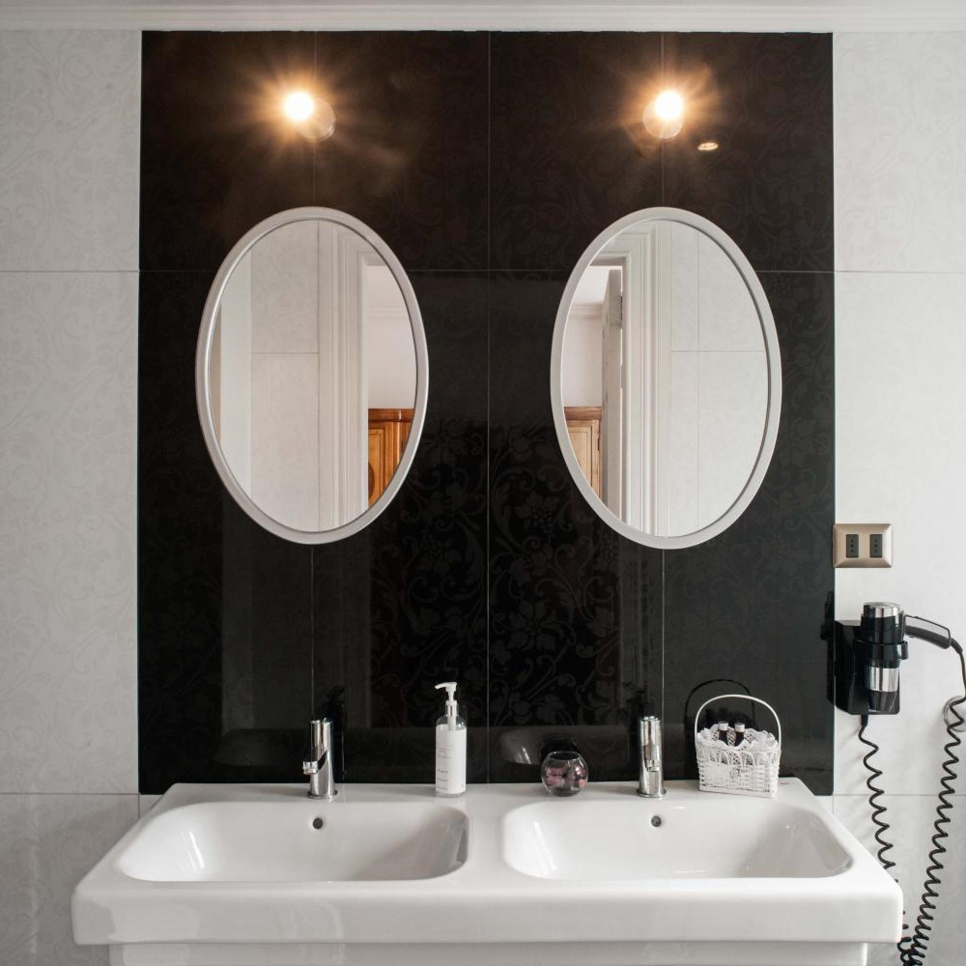 Somerscales Hotel Boutique 48/48