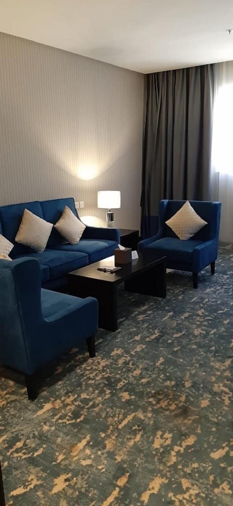 فندق ايرس بوتيك غرناطة(IRIS BOUTIQUE GRANADA) 51/53