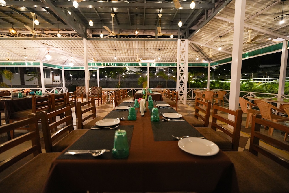 MGM Whispering Winds Yelagiri 44/60