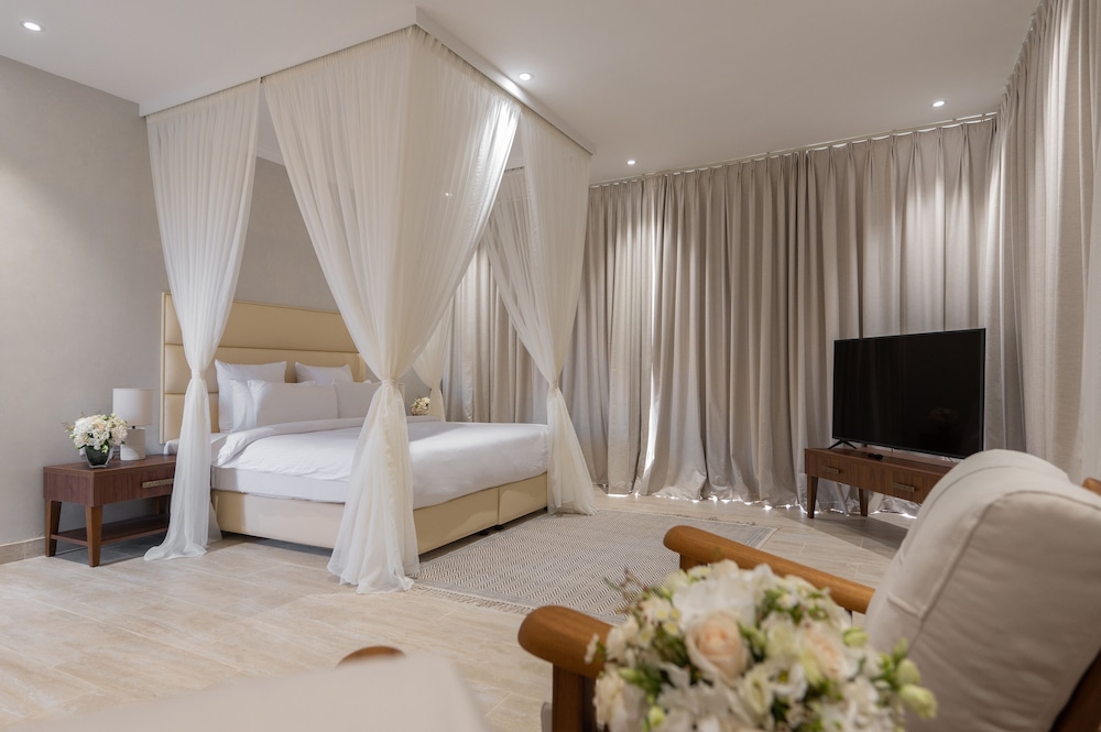Regency Sealine Camp 15/44