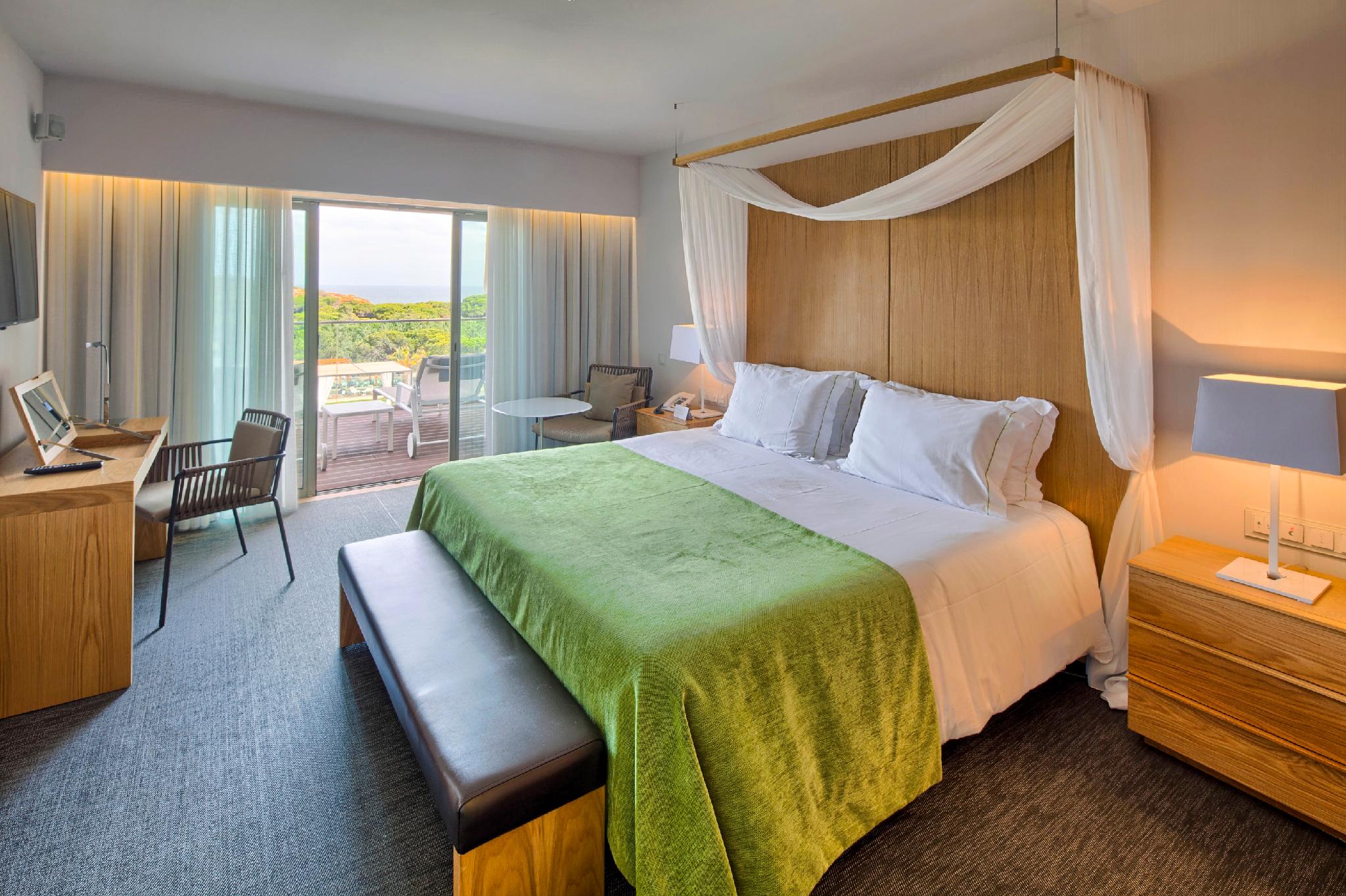 Deluxe, Double Bed, Resort Side