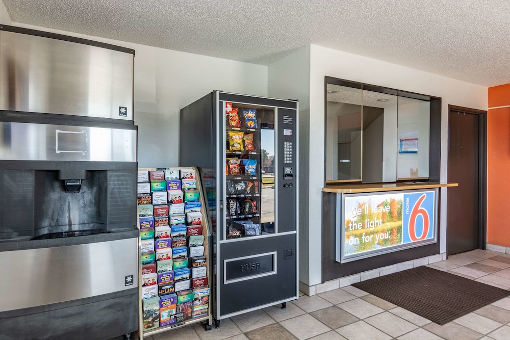 Motel6 Salisbury, MD 13/63