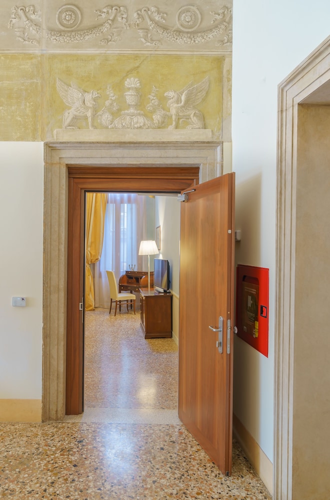 Palazzo Vitturi Hotel 4/67