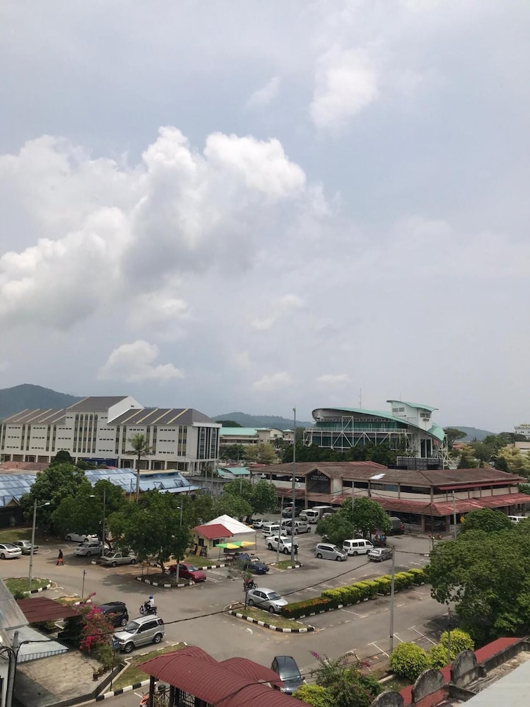 Seri Kangsar KK Hotel 3/34