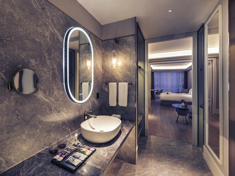 Mercure Shanghai Hongqiao Soho 82/89