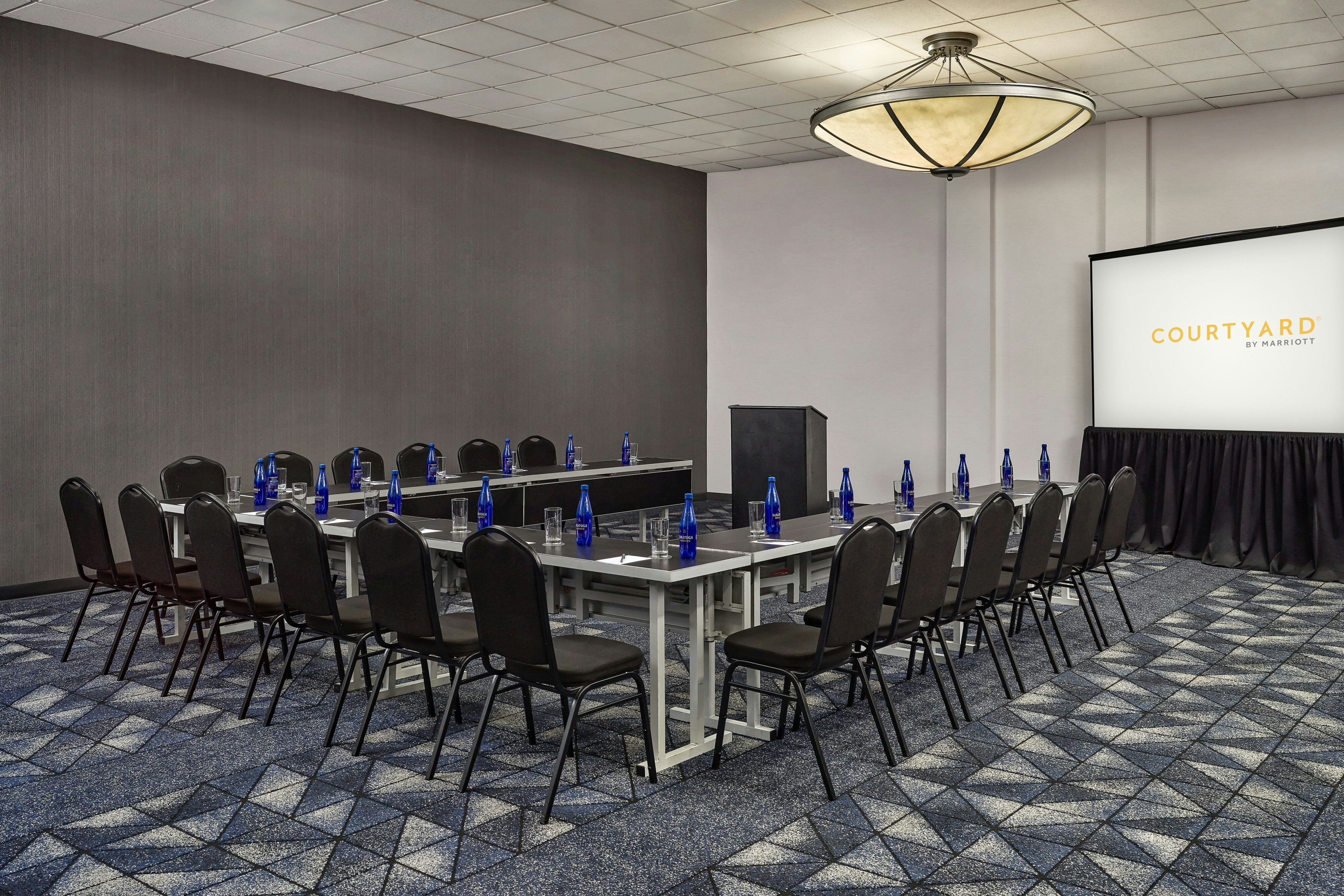 Courtyard By Marriott San Diego Mission Valley/Hotel Circle 12/26