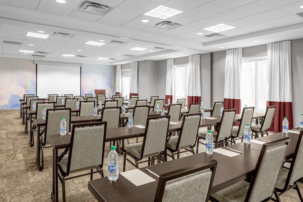 Hilton Garden Inn Raleigh-Durham Airport 41/42