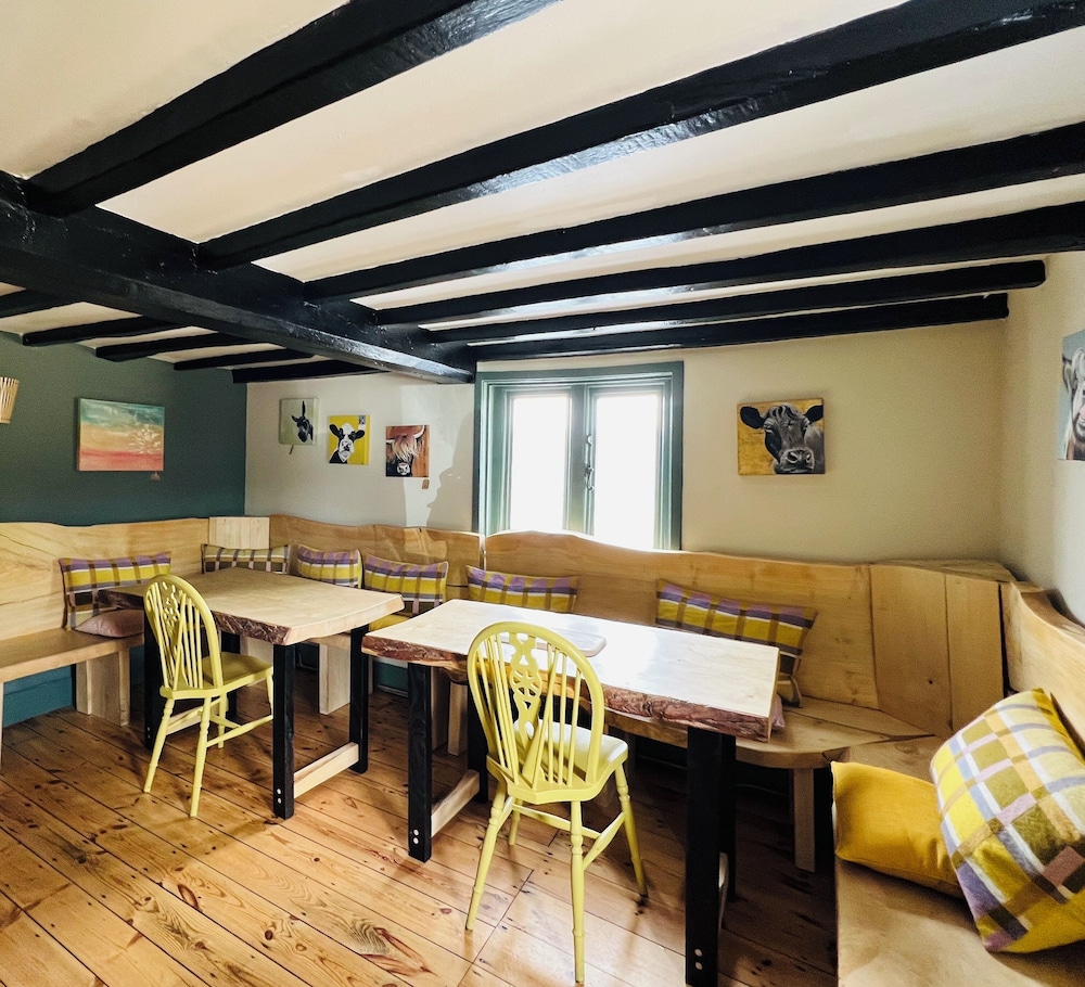 Cottage Lodge Hotel 26/50