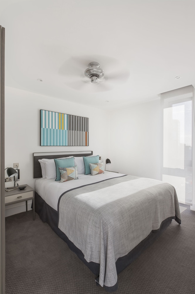 1 BEDROOM, SUITE, SEA VIEW, BALCONY