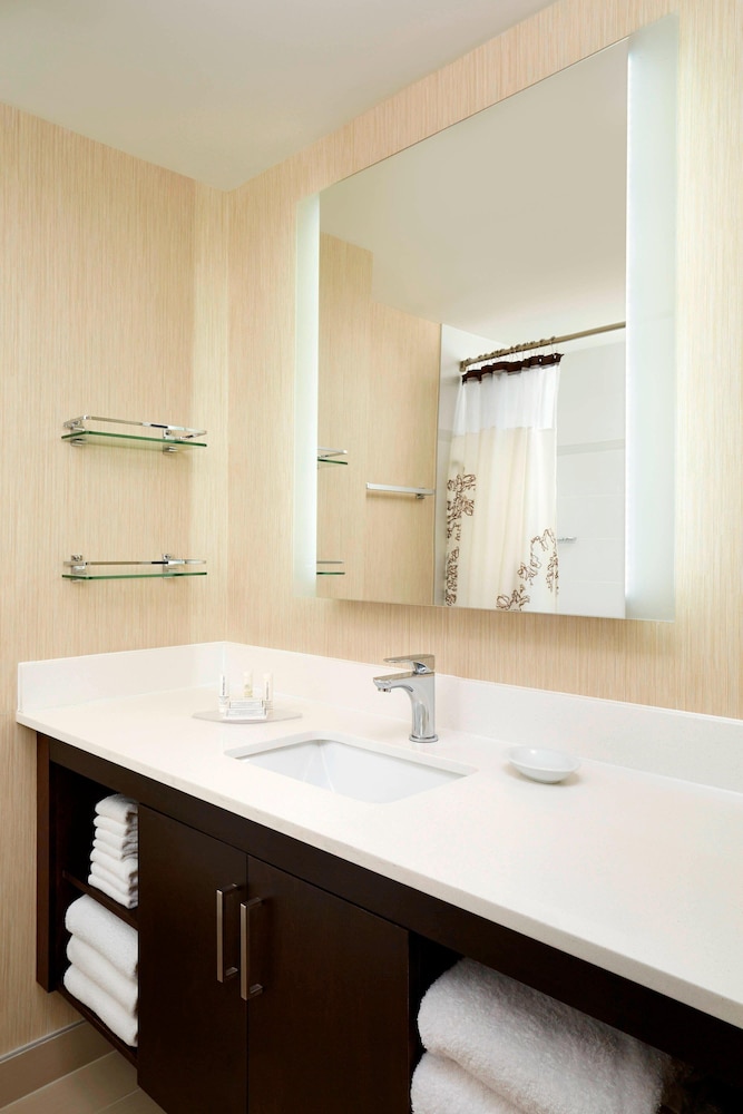 Residence Inn Montreal Downtown 12/36