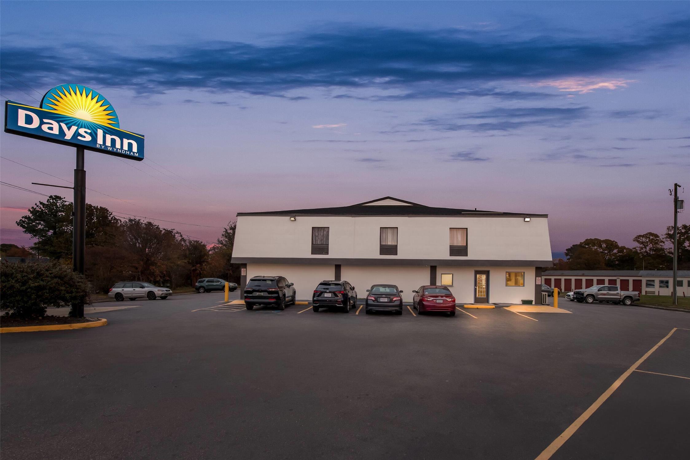Days Inn by Wyndham Chesapeake 2/45