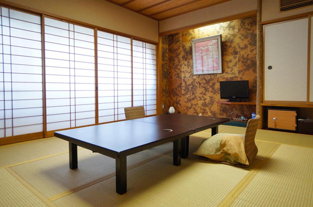 Tsukino Sumika Atami Juraku Hotel 53/59