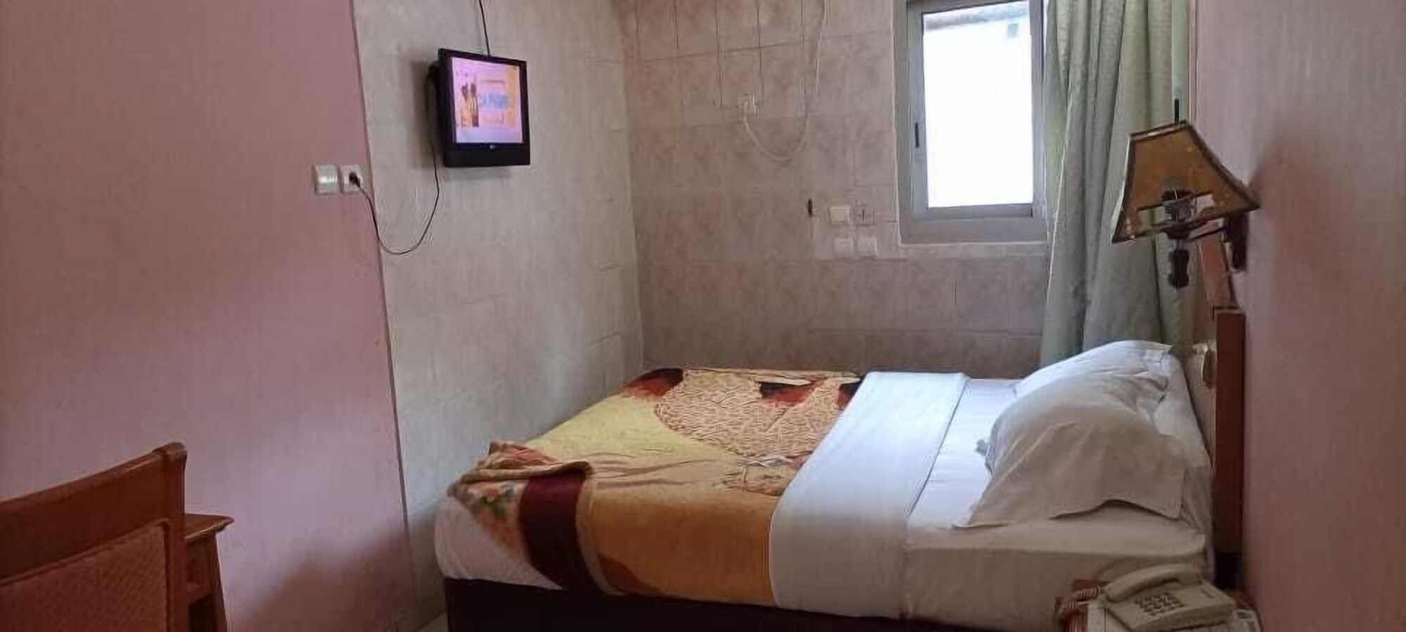 ECONOMY, DOUBLE BED