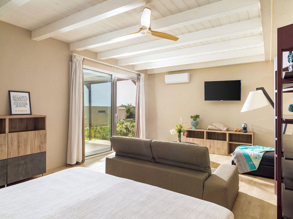 Agua Green Resort 7/25