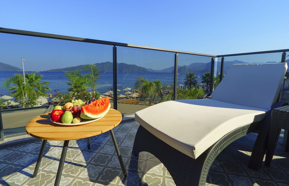 Marmaris Natalie S Beach Hotel 50/60