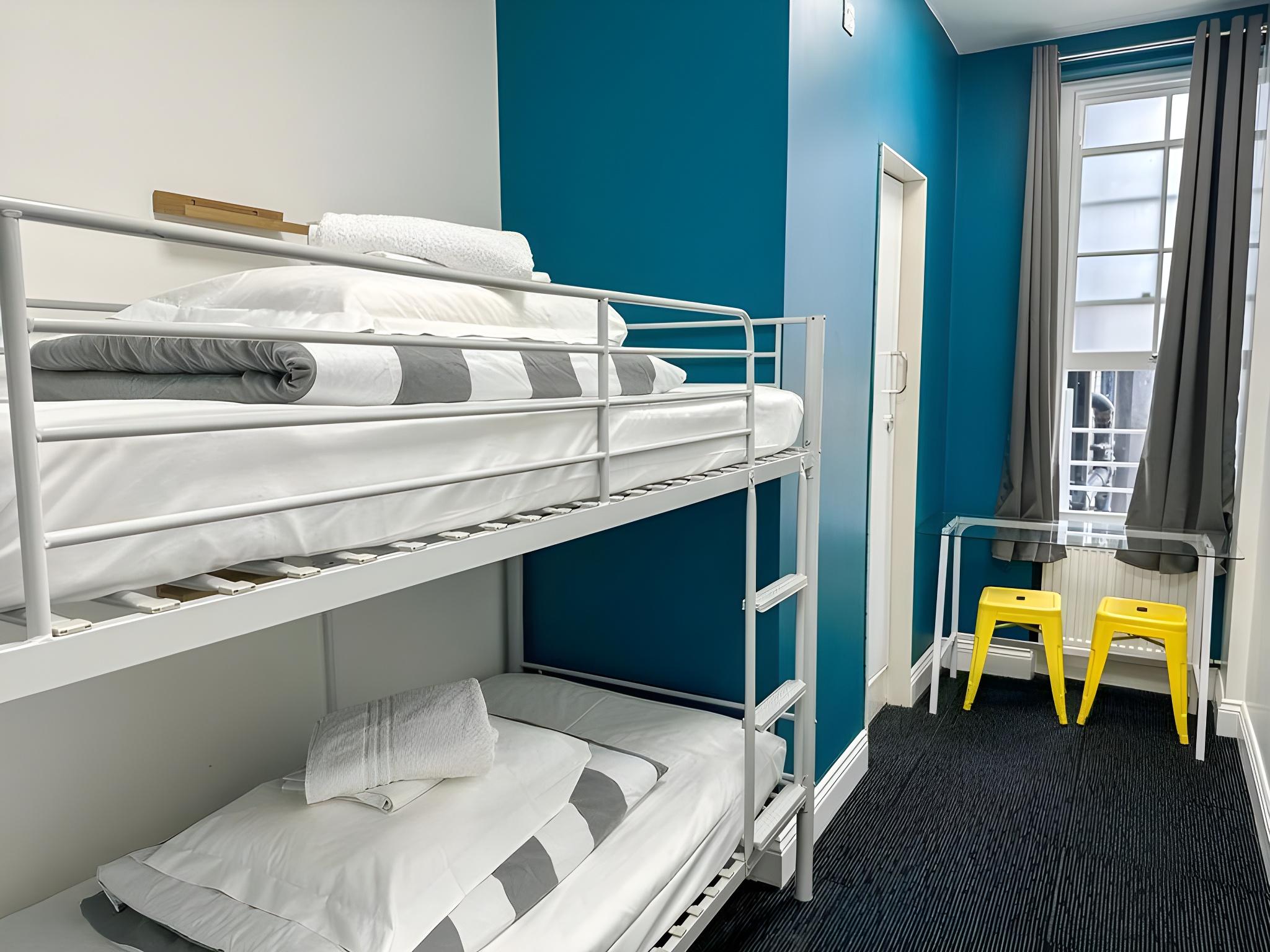 Private, Mixed Dorm, Twin Beds