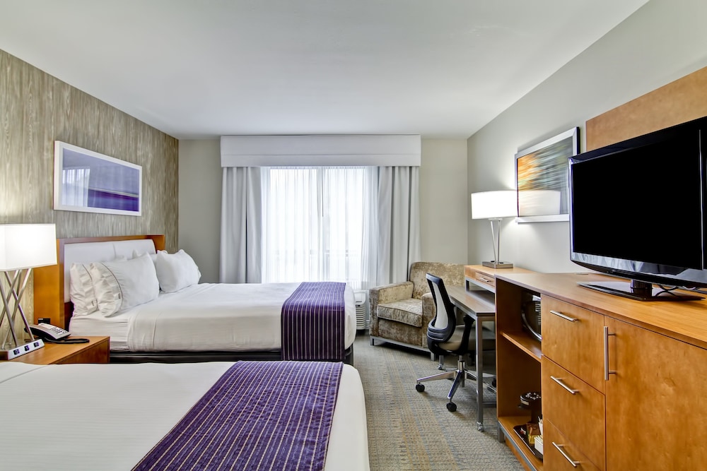 Holiday Inn Express Kamloops 37/74
