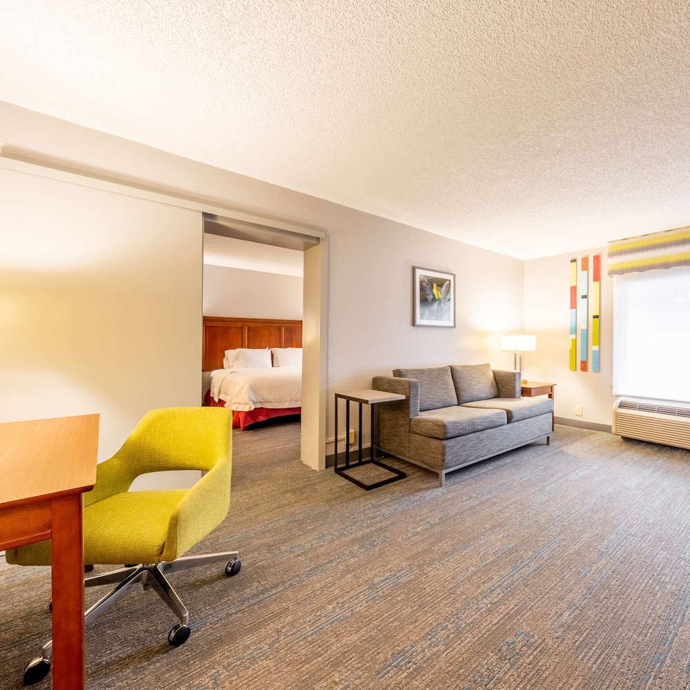 Hampton Inn Gainesville FL 47/66
