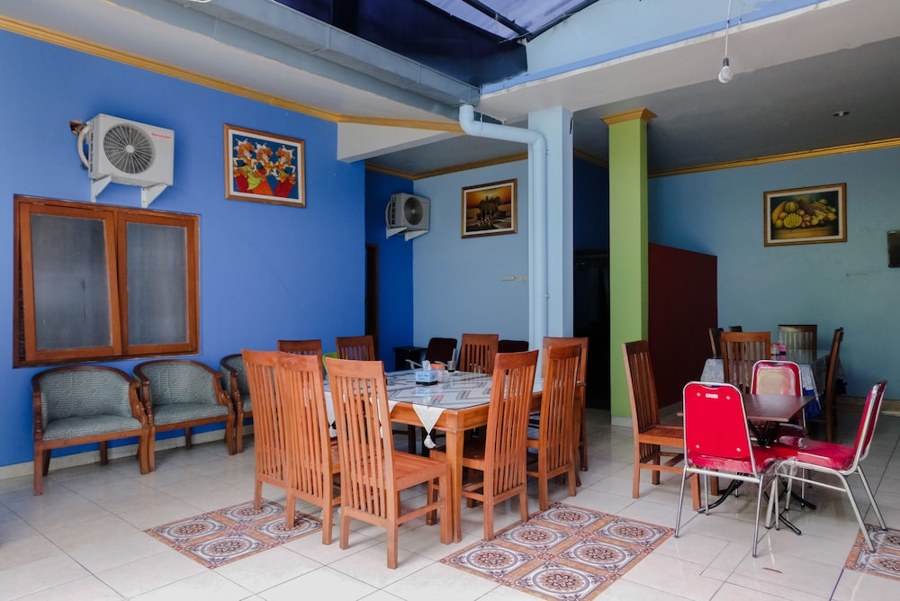 Hotel O Guest House Amalia Malang 42/52