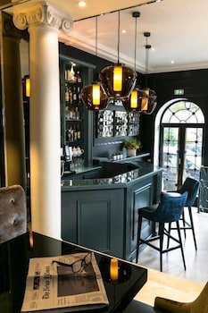 Hotel De Neuville Arc De Triomphe 52/61
