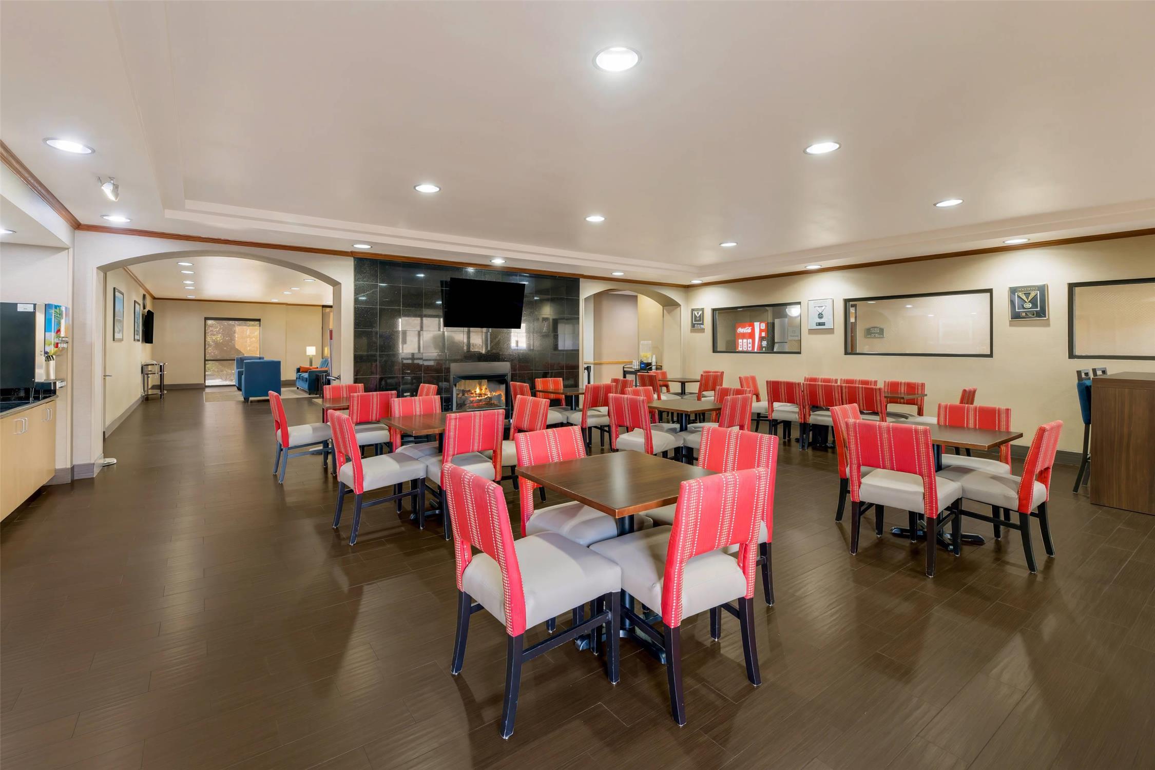 Comfort Suites El Paso West 39/49