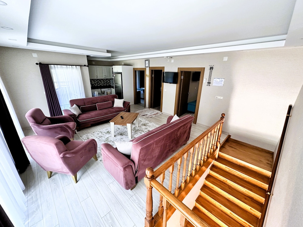 Cinar Villas Suites 24/50