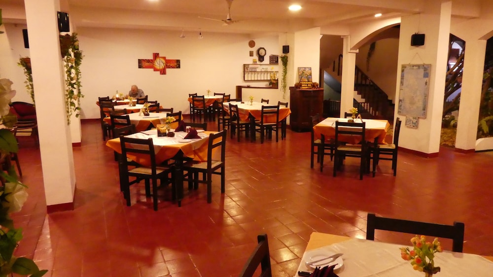 Hotel Hemadan 32/50