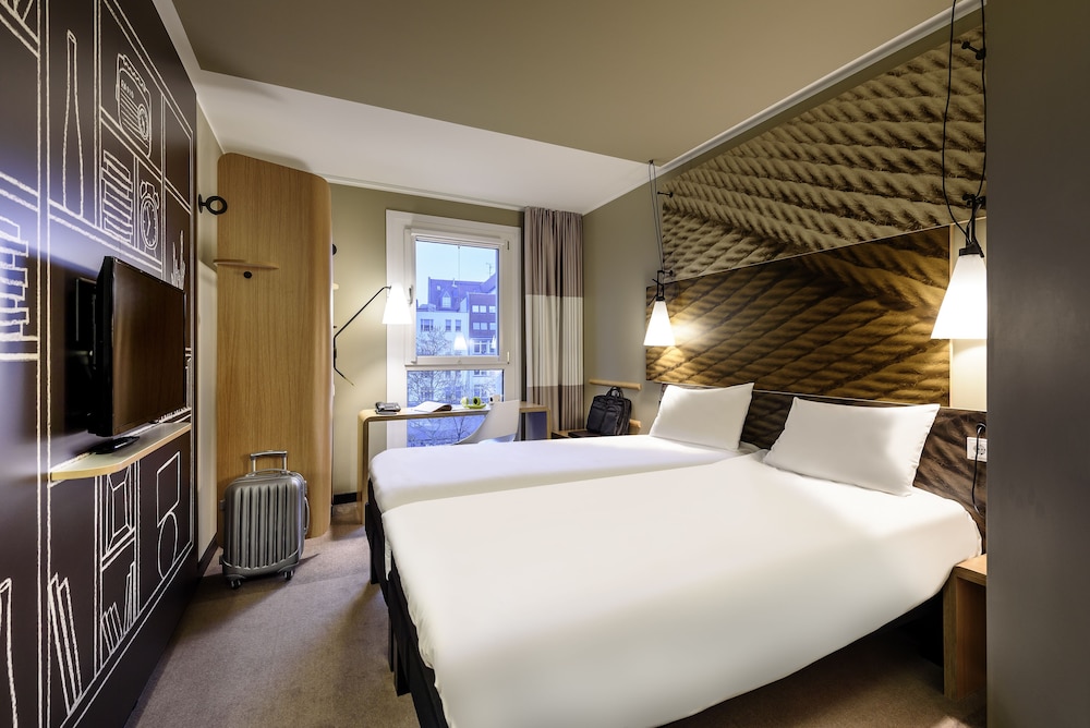 Ibis Dijon Centre Clemenceau 18/74