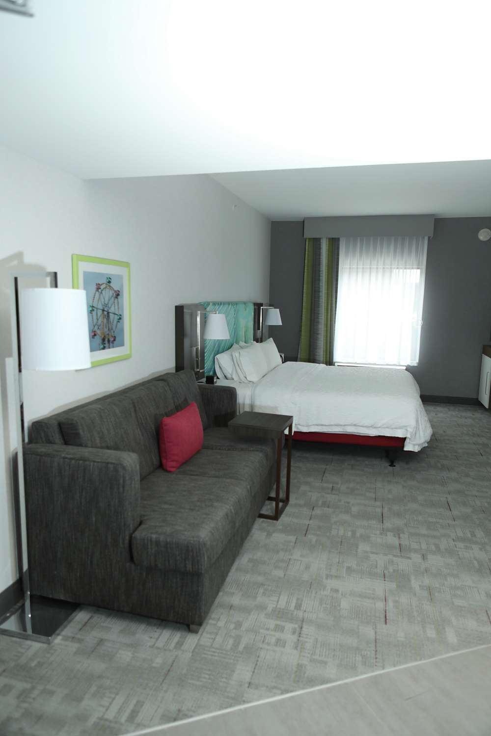 Hampton Inn & Suites Burlington IA 26/46
