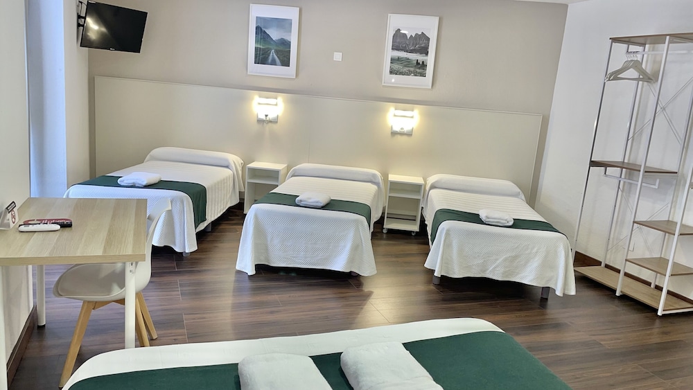 Hostal Gran Via 21/40
