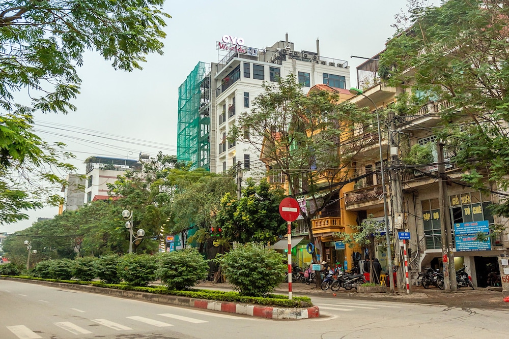 Oyo 133 Westlake Tay Ho Hotel 43/49