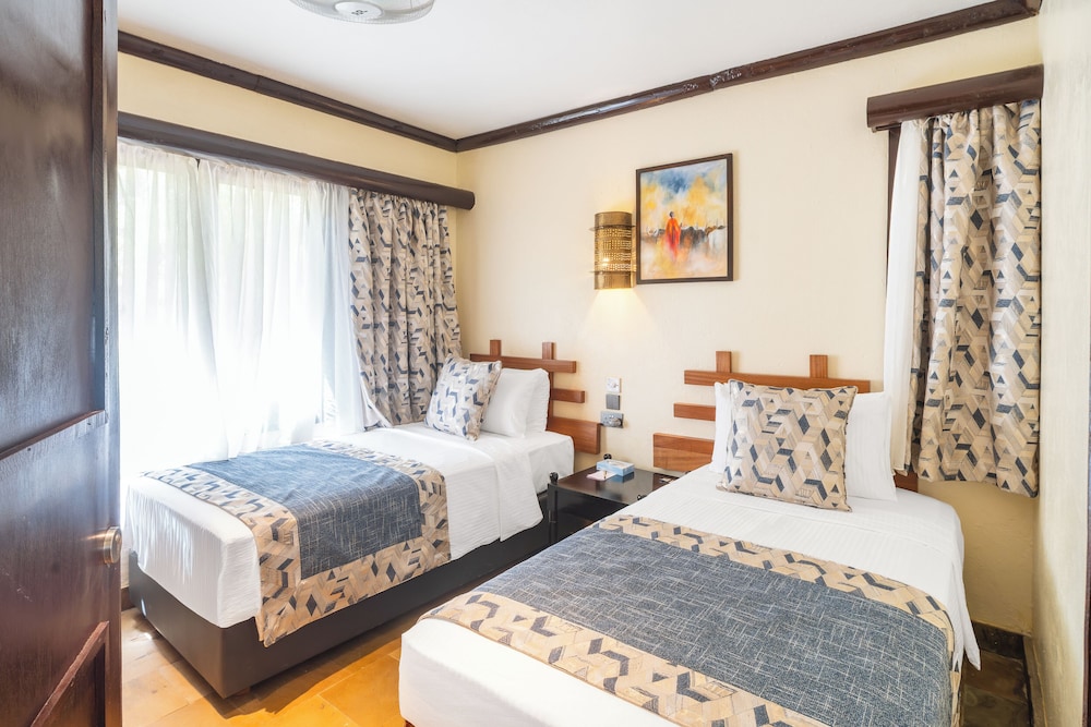 Sarova Shaba Game Lodge 26/63